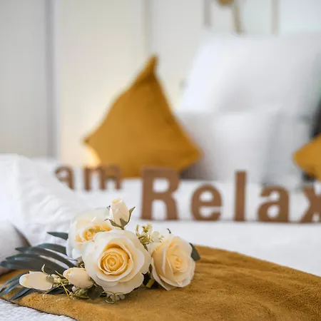 Exklusive Wohnung Im Ruhrgebiet - Zentral, Parkplatz, Wlan, Arbeitsplatz 아파트 *