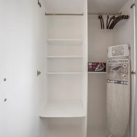 Exklusive Wohnung Im Ruhrgebiet - Zentral, Parkplatz, Wlan, Arbeitsplatz *