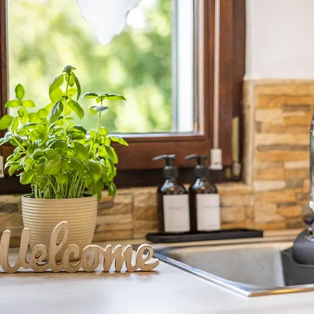 Vinhminh Homes 1 - Business Apartment, Zentral, Parkplatz, Wlan & Ruhig Hattingen