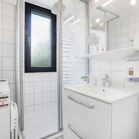 아파트 Exklusive Wohnung Im Ruhrgebiet - Zentral, Parkplatz, Wlan, Arbeitsplatz 하팅겐