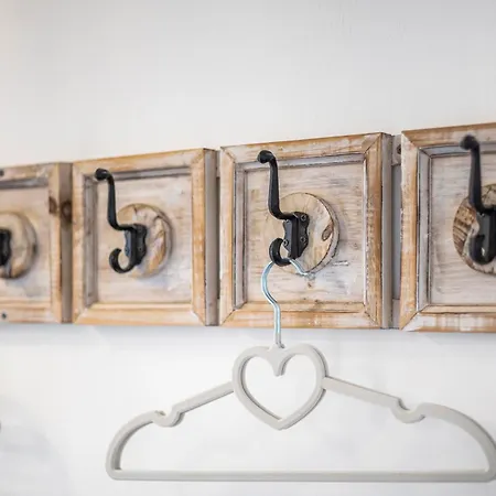 Exklusive Wohnung Im Ruhrgebiet - Zentral, Parkplatz, Wlan, Arbeitsplatz 아파트