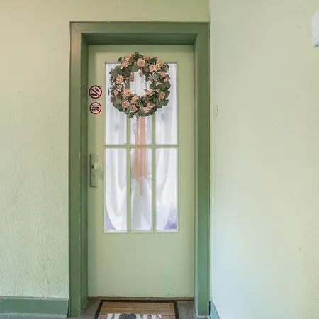 Exklusive Wohnung Im Ruhrgebiet - Zentral, Parkplatz, Wlan, Arbeitsplatz * 하팅겐