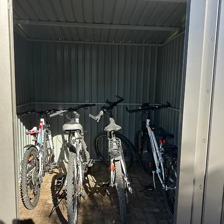 Vinhminh Homes 1 - Business, Urlaub, Radreisen, Zentral, Parkplatz & Fahrrad Garage, Wlan Appartement *